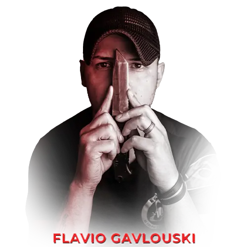 Flavio Gavlouski - Instrutor de Combate com Facas