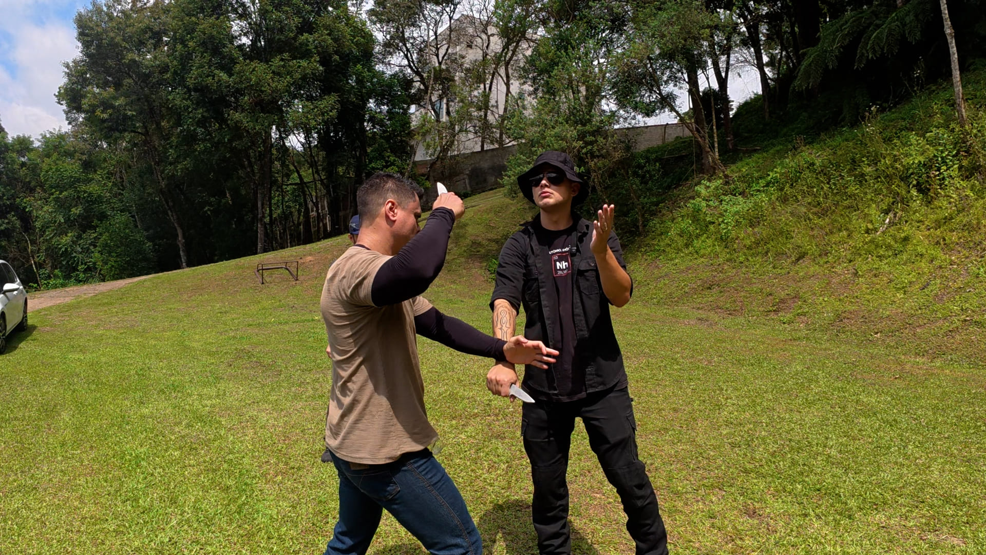 Treinamento tático com facas 2